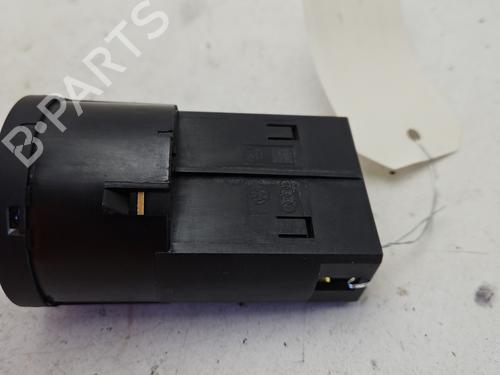 Used Headlight switch Headlight switch 32451572 32451572