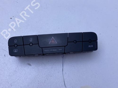 Used Warning switch SEAT IBIZA IV (6J5, 6P1) 1.9 TDI (105 hp) 31957347