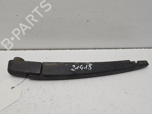 Used Rear windshield wiper arm Rear windshield wiper arm HYUNDAI ix20 (JC) 1.4 CRDi (90 hp) 40117680 40117680