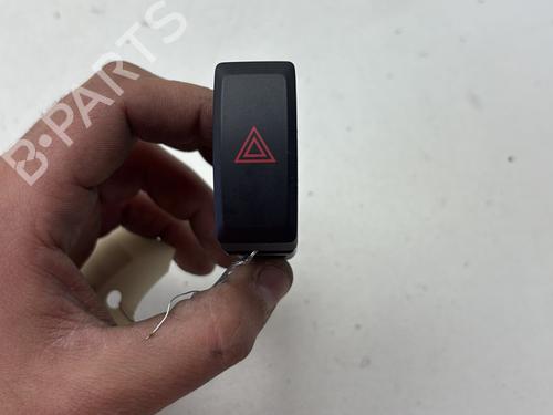 Bouton de warning MAZDA 6 Estate (GJ, GL) 2.2 D (GJ2FW, GJ692) (175 hp) 31957348