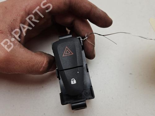Used Warning switch Warning switch RENAULT SCÉNIC III (JZ0/1_) 1.5 dCi (JZ02, JZ0R) (95 hp) 31957419 31957419