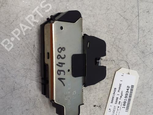 Used Tailgate lock PEUGEOT 5008 (0U_, 0E_) 1.6 HDi (112 hp) 29365627