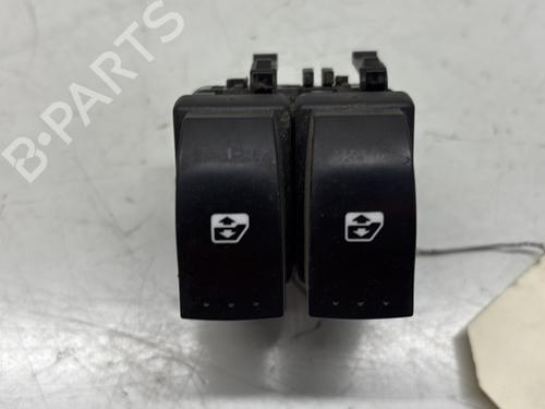 Used Left front window switch RENAULT CLIO II (BB_, CB_) 1.5 dCi (B/C2J) (68 hp) 29366464