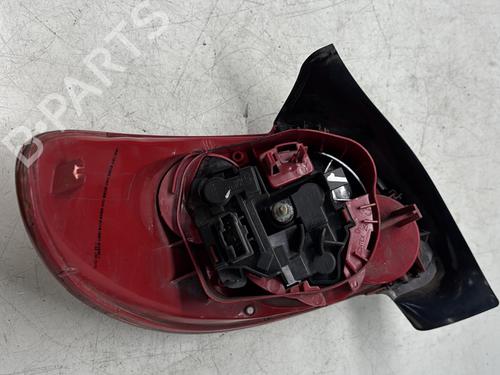 Høyre baklys PEUGEOT 206 Hatchback (2A/C) 1.4 16V | BP29368305C35 