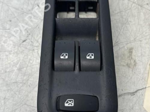 Used Left front window switch RENAULT SCÉNIC II (JM0/1_) 1.9 dCi (JM0G, JM12, JM1G, JM2C) (120 hp) 29369558