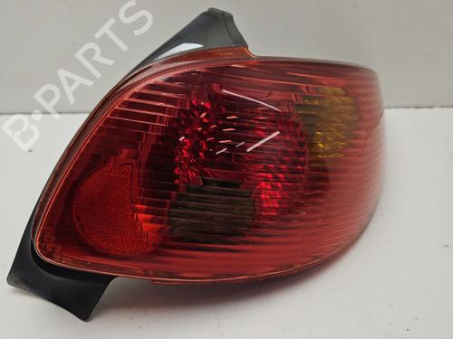 Used Right taillight PEUGEOT 206 Hatchback (2A/C) 1.4 HDi eco 70 (68 hp) 30763914