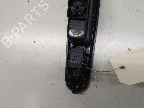 Left rear window switch PEUGEOT 5008 (0U_, 0E_) 1.6 HDi | BP29368872I29 