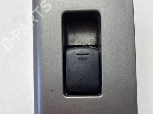 Right front window switch NISSAN PATHFINDER III (R51) 2.5 dCi 4WD | BP29361433I26 