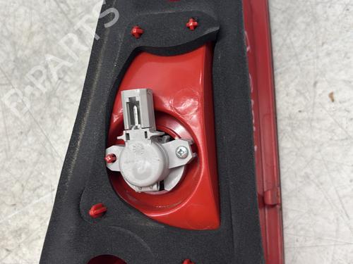 Used Right tailgate light Right tailgate light ALFA ROMEO 147 (937_) 1.6 16V T.SPARK (937.AXA1A, 937.AXB1A, 937.BXB1A) (120 hp) 29362173 29362173