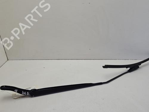 Used Front windshield wiper arm Front windshield wiper arm RENAULT MEGANE III Grandtour (KZ0/1) 1.5 dCi (KZ09, KZ0D, KZ1G, KZ29, KZ14, KZ1W, KZ10, KZ1F,... (110 hp) 31957475 31957475