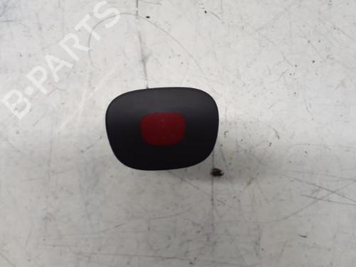 Warnblinkschalter für RENAULT CLIO II (BB_, CB_) 1.2 (BB0A, BB0F, BB10, BB1K, BB28, BB2D, BB2H, CB0A,... (58 hp) 29367902