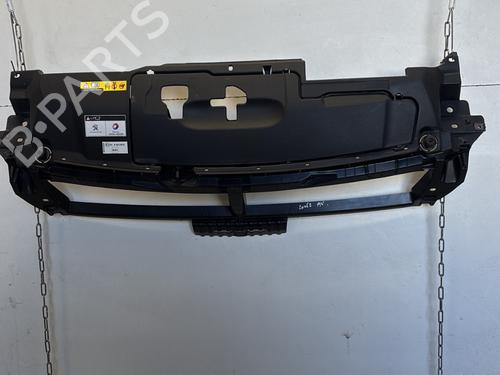 Used Front slam panel PEUGEOT 308 SW II (LC_, LJ_, LR_, LX_, L4_) 1.6 BlueHDi 120 (120 hp) 29615430