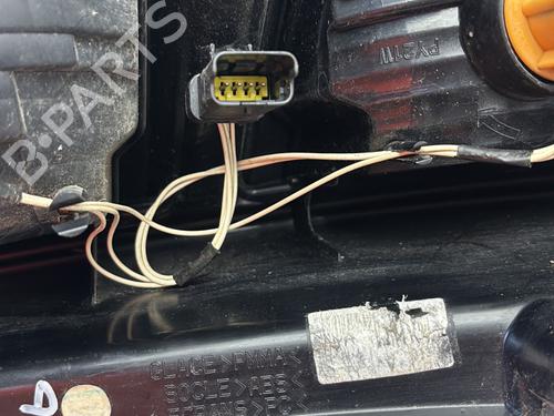 right-taillight-citroen-c3-picasso-sh_-2008-29365103 main image