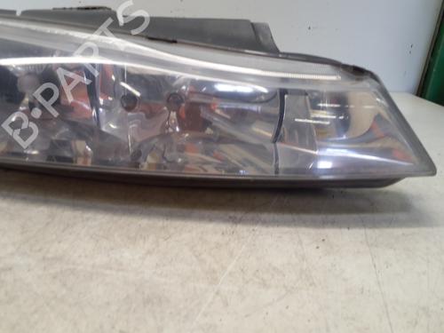 Right headlight PEUGEOT 406 Break (8E/F) 2.0 HDI 110 | BP29365755C29 