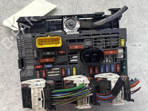 Used Fuse box PEUGEOT 3008 I MPV (0U_) 1.6 HDi (114 hp) 29361949