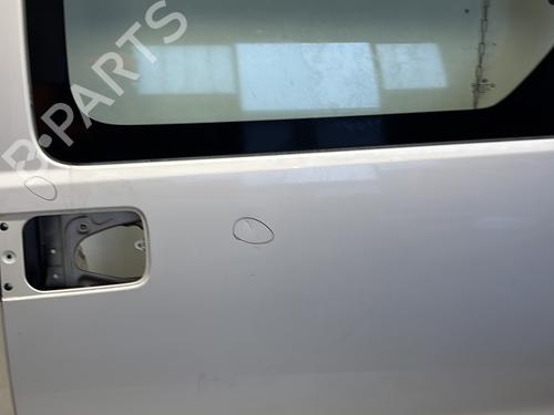 Left slide door HYUNDAI H-1 Cargo (TQ) 2.5 CRDi | BP29748808C74