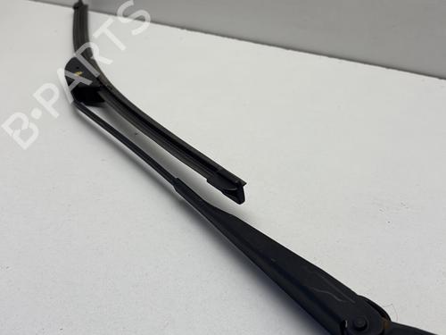 front-windshield-wiper-arm-dacia-sandero-2008-31957248 main image