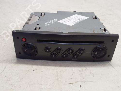 Used Radio RENAULT SCÉNIC II (JM0/1_) 1.5 dCi (JM1E, JM16) (106 hp) 29365885