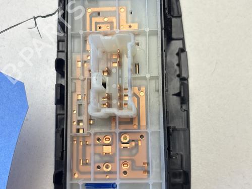 Right front window switch NISSAN QASHQAI II (J11, J11_) 1.5 dCi | BP29507104I26 