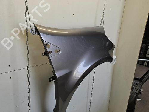 Used Right front fenders Right front fenders 37802516 37802516