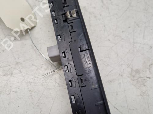 Left front window switch RENAULT LAGUNA III (BT0/1) 1.5 dCi (BT00, BT0A, BT0T, BT1J) | BP29368372I27 