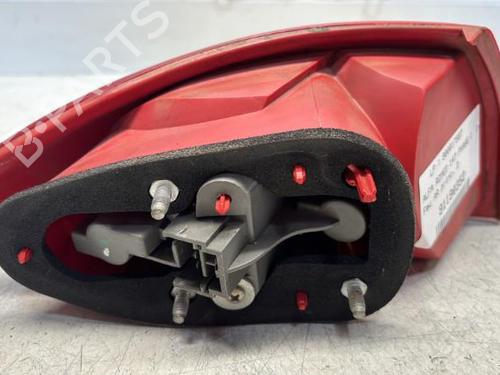 Used Right taillight ALFA ROMEO 147 (937_) 1.6 16V T.SPARK (937.AXA1A, 937.AXB1A, 937.BXB1A) (120 hp) 29369404