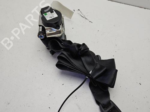 front-right-seatbelt-renault-megane-iv-hatchback-b9amn_-2015-38514708 main image