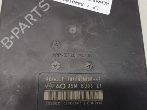 Sikringsdåse RENAULT MEGANE III Hatchback (BZ0/1_, B3_) 1.5 dCi (BZ09, BZ0D, BZ1W, BZ29, BZ14) (110 hp) 29366245
