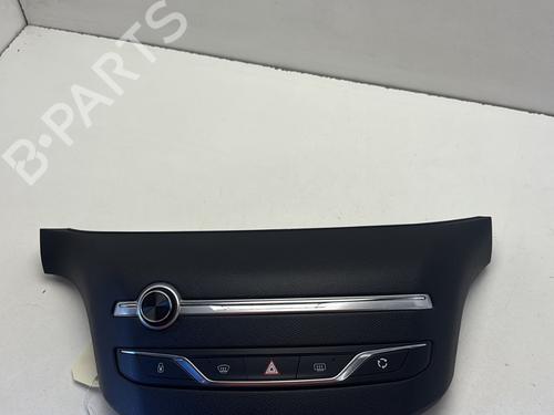 Kombi Kontakt / Stilkkontakt PEUGEOT 308 SW II (LC_, LJ_, LR_, LX_, L4_) 1.6 BlueHDi 120 (120 hp) 29611855