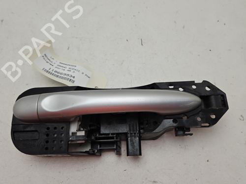 Maniglia esterna posteriore destra RENAULT GRAND SCÉNIC III (JZ0/1_) 1.5 dCi (JZ09, JZ0D, JZ10, JZ14, JZ1G, JZ29, JZ2C) (110 hp) 31370894