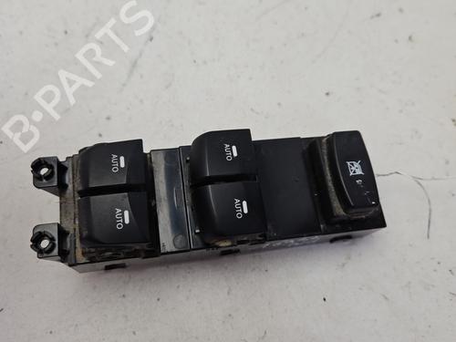 Used Left front window switch Left front window switch HYUNDAI i30 Estate (GD) 1.6 GDI (135 hp) 33631188 33631188