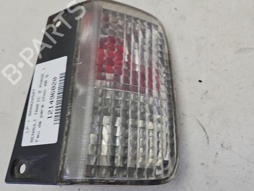 Venstre baglygte kofanger RENAULT TRAFIC II Van (FL) 1.9 dCi 80 (FL0B) (82 hp) 32391331