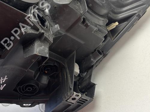 Right headlight PEUGEOT 5008 (0U_, 0E_) 1.6 16V | BP29759228C29