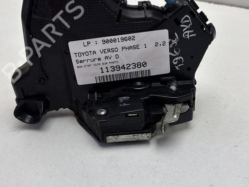 Front right lock TOYOTA VERSO (_R2_) 2.2 D-CAT (AUR21_, AUR21R) | BP29706843C97 