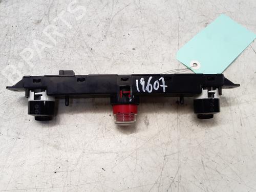 Warning switch FIAT 500 (312_) 0.9 (312AXG1A, 312.AXG11) | BP29364623I22 - Image 3