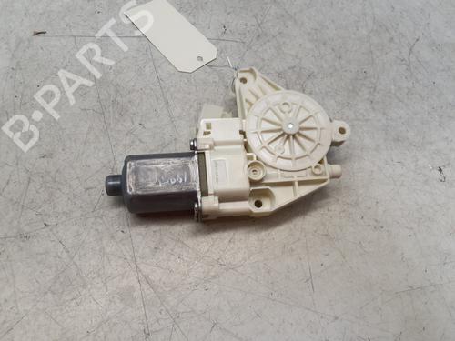 Rudehejsemotor forskærm venstre MERCEDES-BENZ VITO Mixto (Double Cabin) (W447) 111 CDI (447.701, 447.703, 447.705) (114 hp) 29363388