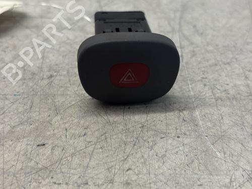 warning-switch-renault-clio-ii-bb_-cb_-1998-1999-2000-2001-2002-2003-2004-2005-2006-2007-2008-2009-2010-2011-2012-2013-2014-2015-2016-31957152 main image