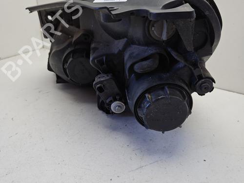 Faro derecho Faro derecho KIA CARENS III MPV (UN) 2.0 CRDi 115 (115 hp) 33652457 33652457