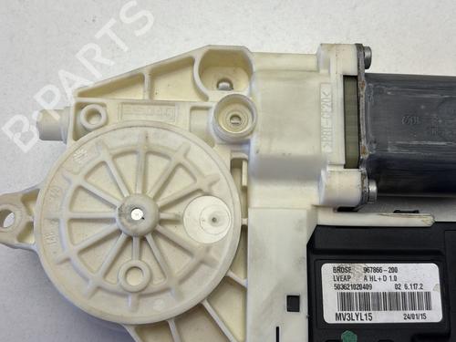 left-front-window-motor-renault-laguna-coupe-dt01-2008-2009-2010-2011-2012-2013-2014-2015-29368057 main image