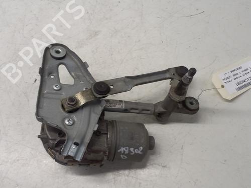 Used Front wiper motor PEUGEOT 5008 (0U_, 0E_) 2.0 HDi 150 / BlueHDi 150 (150 hp) 29363912