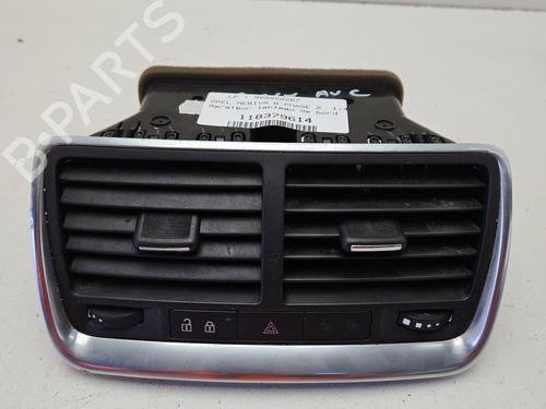 Grille d'aération OPEL MERIVA B MPV (S10) 1.4 (75) (120 hp) 31068810