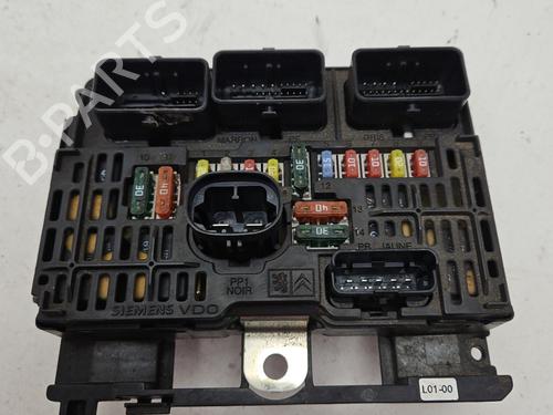 Used Fuse box PEUGEOT 407 (6D_) 1.6 HDi 110 (6D9HZC, 6D9HYC) (109 hp) 32272949