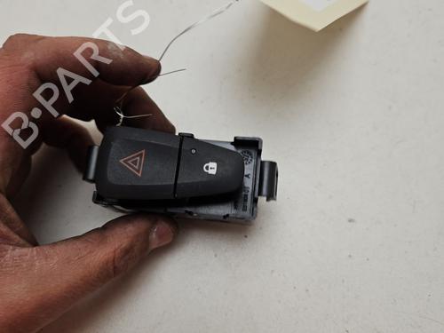Bouton de warning RENAULT SCÉNIC III (JZ0/1_) 1.5 dCi (JZ02, JZ0R) (95 hp) 31957419
