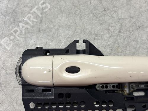 front-right-exterior-door-handle-renault-captur-i-j5_-h5_-2013-29368225 main image