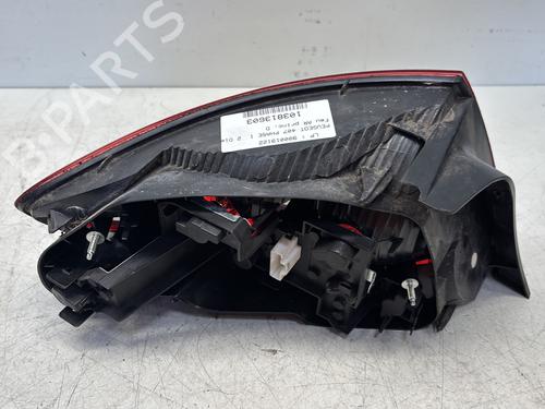 Right taillight PEUGEOT 407 (6D_) 2.0 HDi 135 (6DRHRH, 6DRHRE, 6DRHRG, 6DRHRJ) | BP29363756C35 