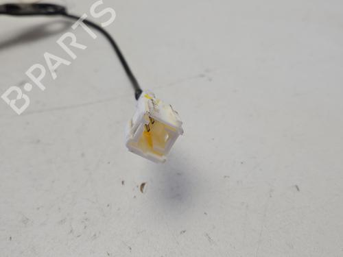 Engache cinturón Engache cinturón CITROËN C4 Picasso I MPV (UD_) 1.6 HDi 110 (112 hp) 33303770 33303770