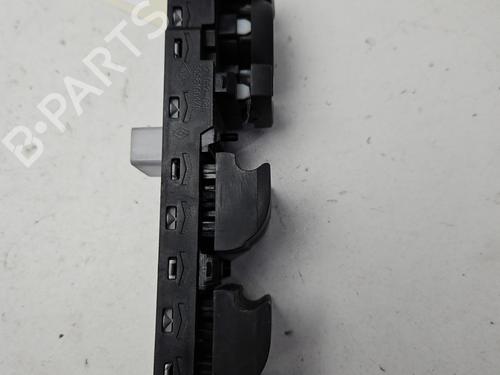 Used Left front window switch Left front window switch RENAULT SCÉNIC III (JZ0/1_) 1.5 dCi (110 hp) 32782649 32782649