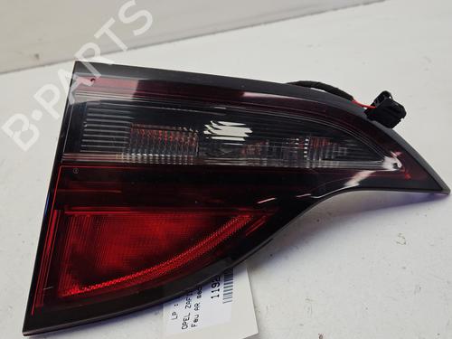 Feu de coffre droit OPEL ZAFIRA TOURER C (P12) 1.6 CDTI (75) (136 hp) 31839020