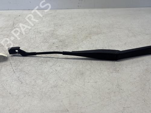 Used Front windshield wiper arm FORD FIESTA VI (CB1, CCN) 1.4 (97 hp) 29365919