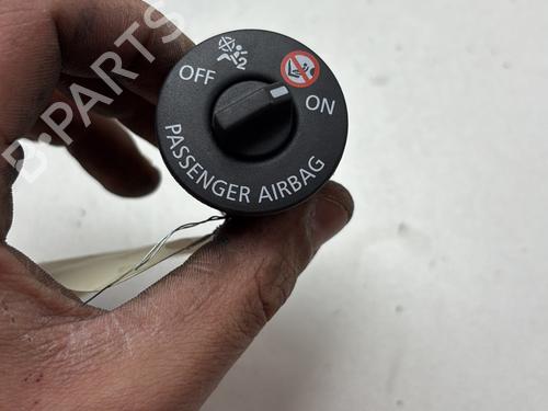 Switch RENAULT GRAND SCÉNIC IV (R9_) 1.7 Blue dCi 120 (R9A7, R9A8) | BP31957417I30 - Image 2